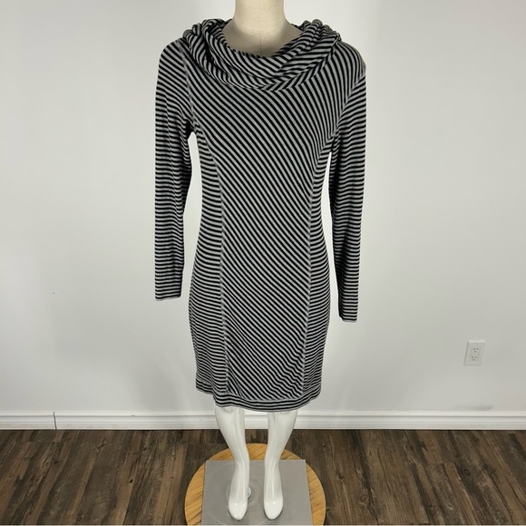 🌟Dakini hooded Dress S - Picture 3 of 13